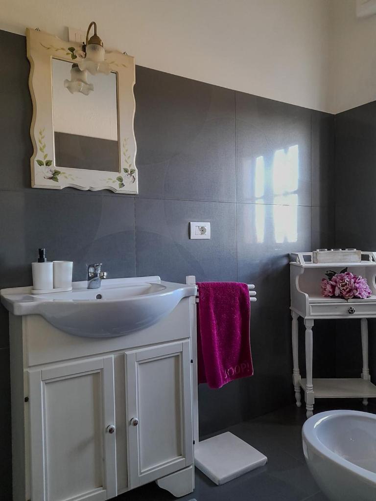 Bed and Breakfast Mari & Monti Giba Екстер'єр фото