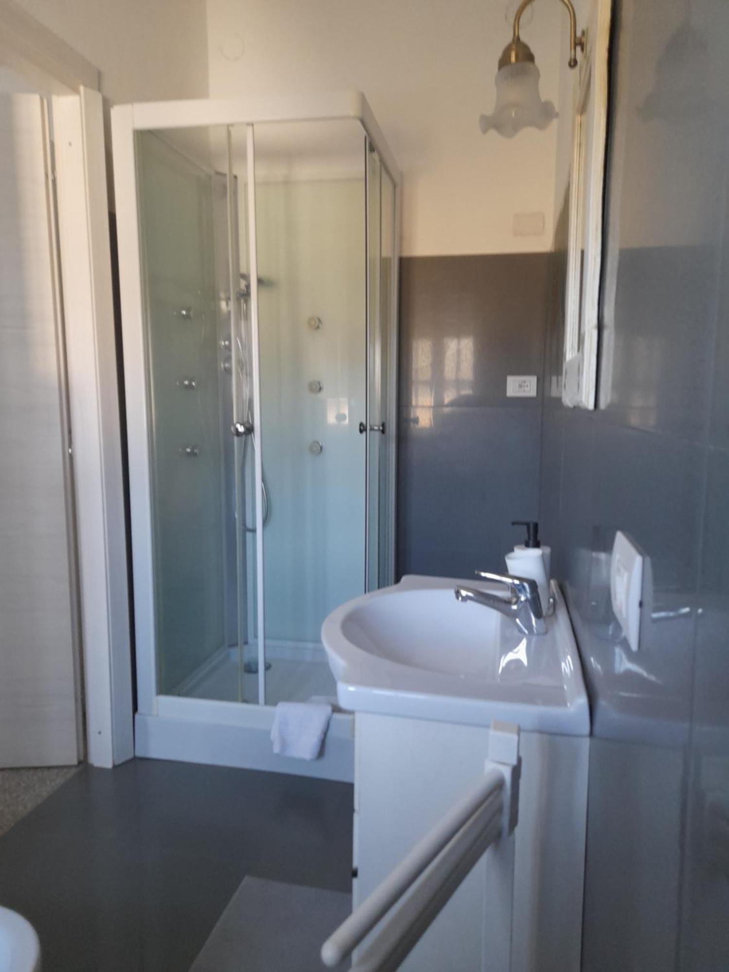 Bed and Breakfast Mari & Monti Giba Екстер'єр фото