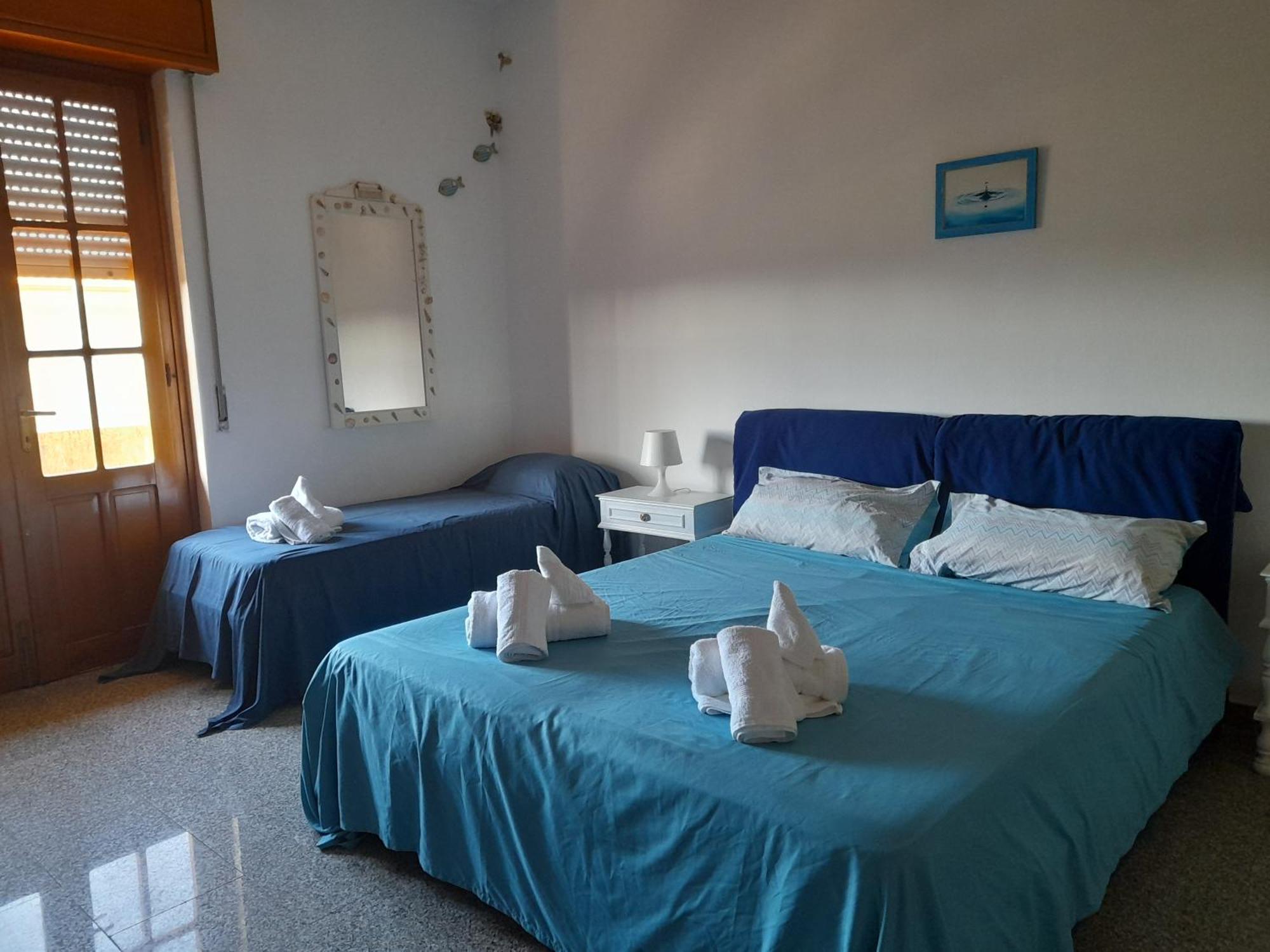 Bed and Breakfast Mari & Monti Giba Екстер'єр фото